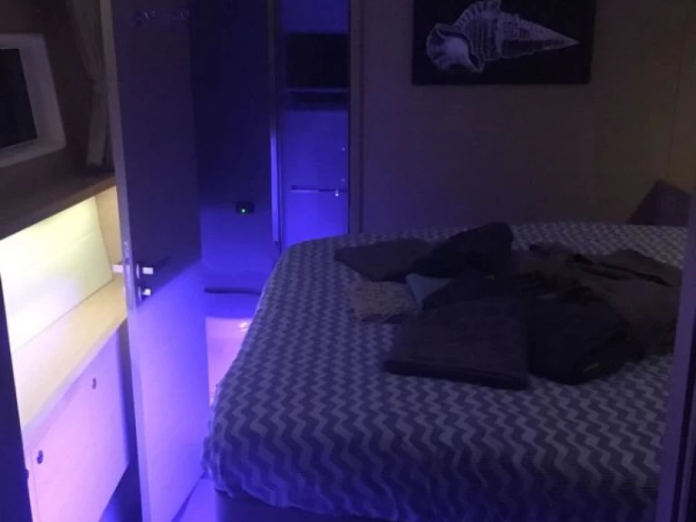 Lagoon Lagoon 52 F między profesjonalistami a osobami prywatnymi w Capo d'Orlando