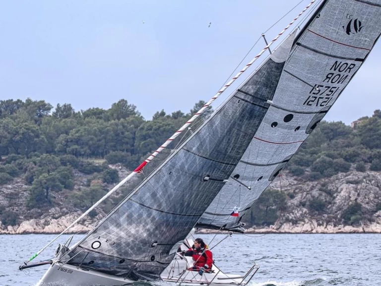 Wynajem Żaglowiec Seascape z patentem 