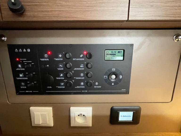 Wynajem w Sibenik- Bénéteau Oceanis 38.1 na SamBoat