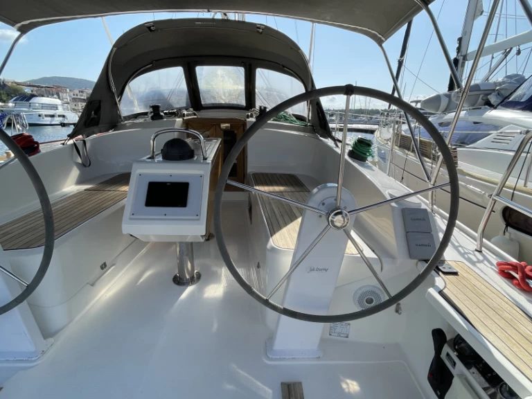 Wynajem łodzi Sundecker Bavaria 37 w Sibenik na SamBoat 