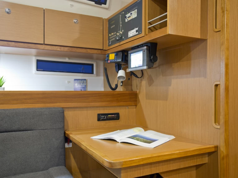 Wynajmij Bavaria Bavaria 45 w Sibenik