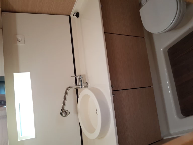 Żaglowiec do wynajmu w Punat w najlepszej cenie