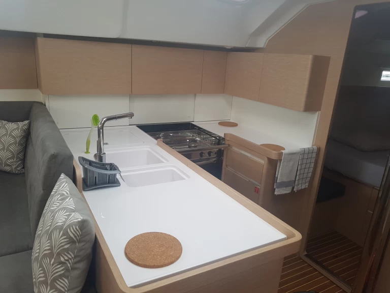 Wynajmij Elan Impression 50 w Pirovac