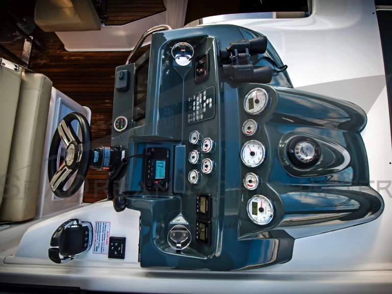 Wynajem Motorówka w Sukosan - Bavaria Bavaria S40 HT