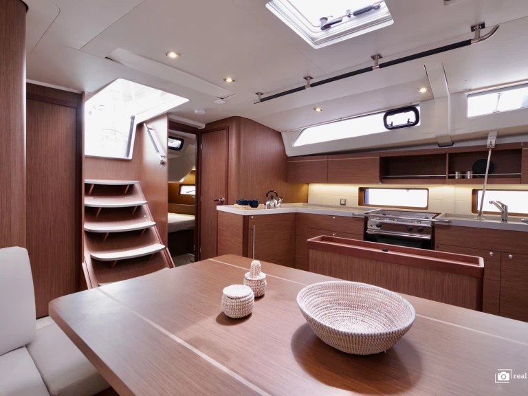 Wynajem Żaglowiec w Furnari - Bénéteau Oceanis 46.1