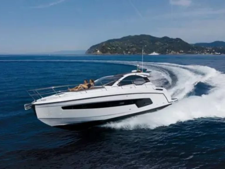 Wynajem w Split- Azimut Azimut Atlantis 45 na SamBoat