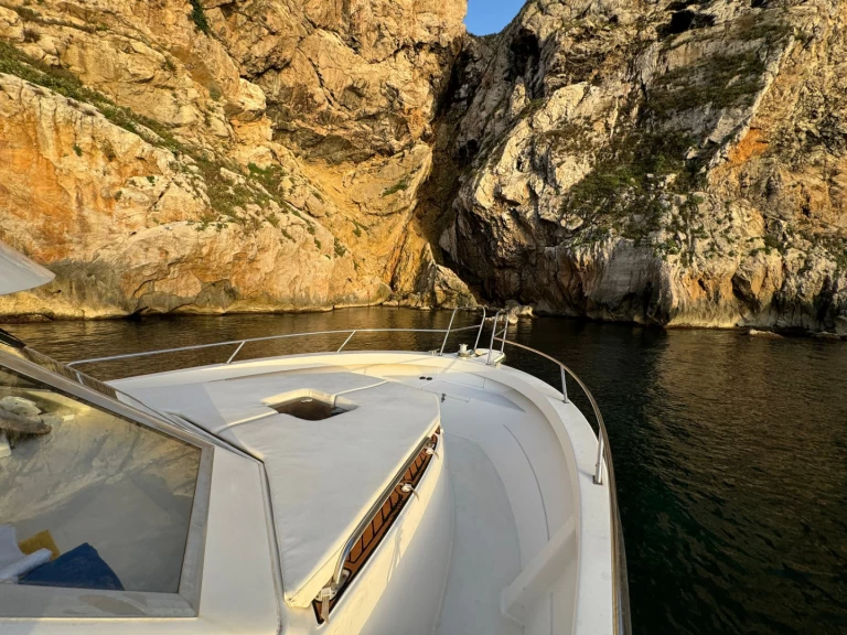 Wynajem Motorówka Rodman z patentem 