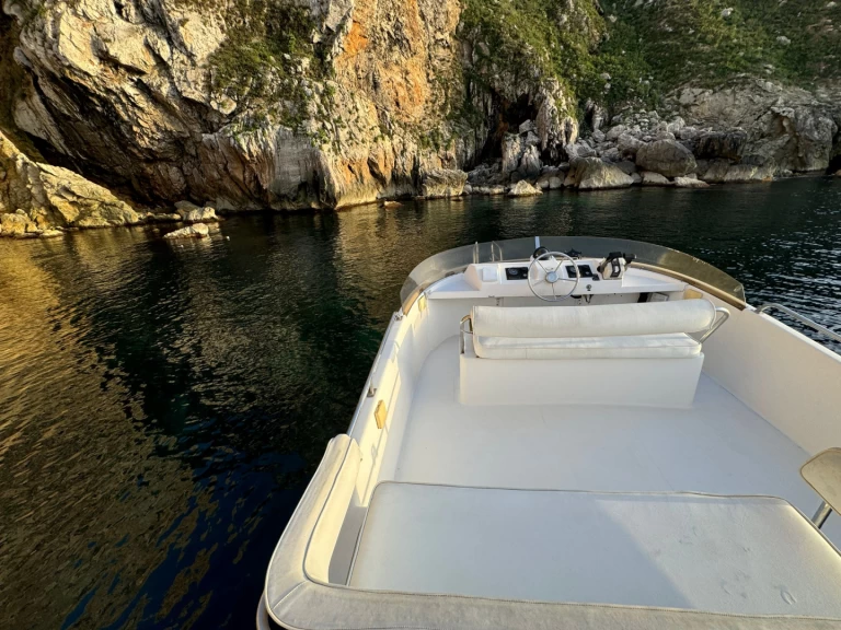 Motorówka do wynajmu w Port de Estartit w najlepszej cenie