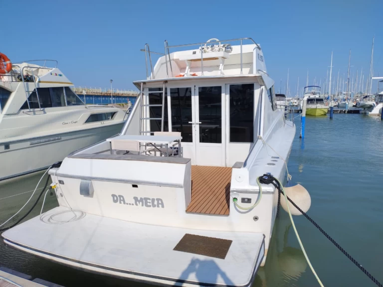 Wynajem Motorówka Chris Craft z patentem 