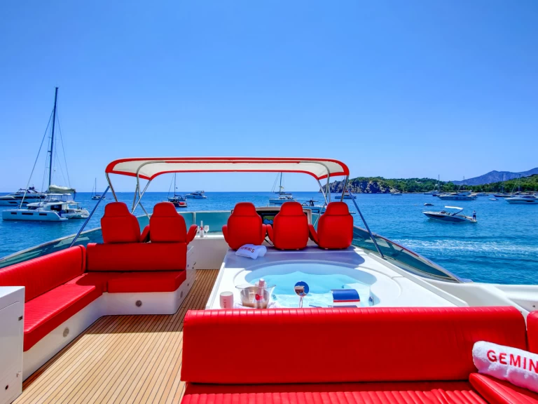 Wynajem łodzi GEMINIS Astondoa 82 w Ibiza Town na SamBoat 