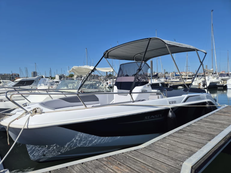 Salpa Sun Six między profesjonalistami a osobami prywatnymi w Arcachon