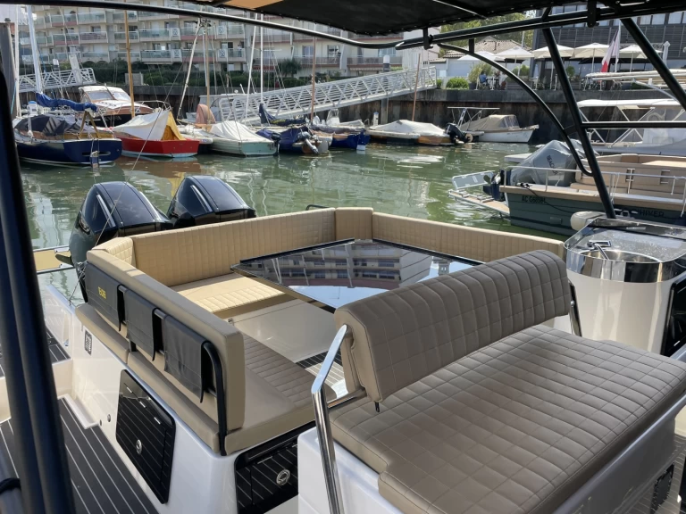 Wynajmij Motorówka z lub bez skippera Beacher w Port d'Arcachon