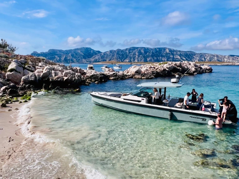 Motorówka do wynajmu w Marsylia w najlepszej cenie