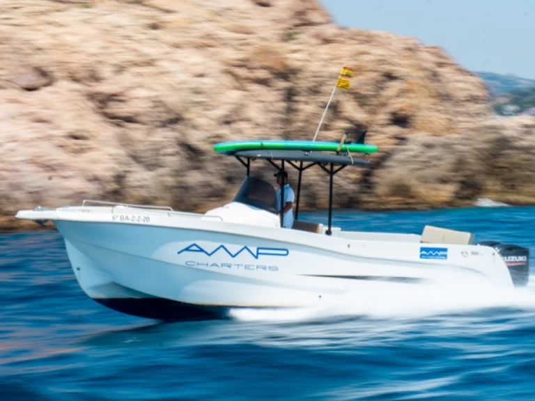 Motorówka do wynajmu w Castell-Platja d'Aro w najlepszej cenie