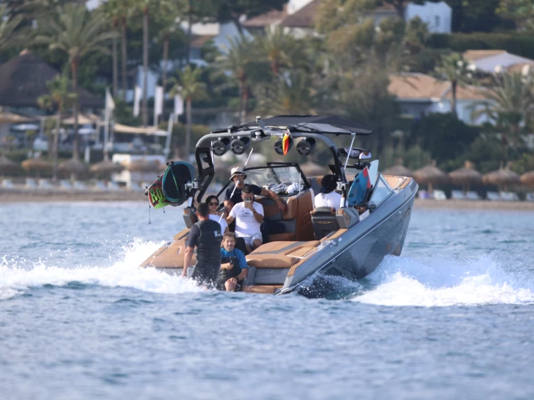 Wynajem łodzi Air 45 w Puerto Banús na SamBoat 