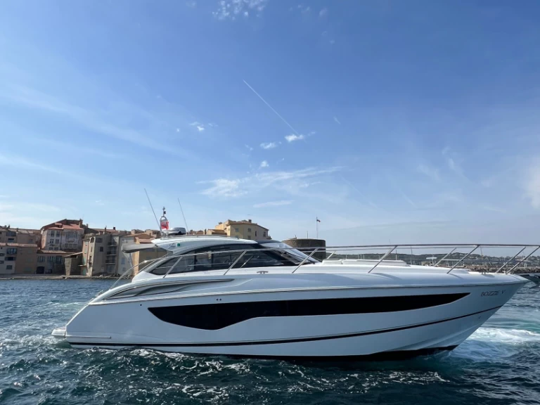 Wynajmij Motorówka z lub bez skippera Princess w Port des Marines de Cogolin