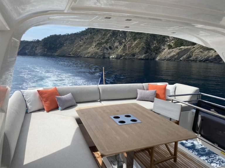 Wynajmij Prestige 630 w Port des Marines de Cogolin