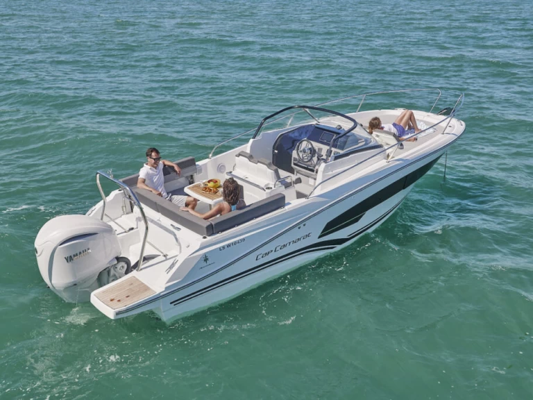 Wynajmij Jeanneau Cap Camarat 7.5 WA w Port des Marines de Cogolin