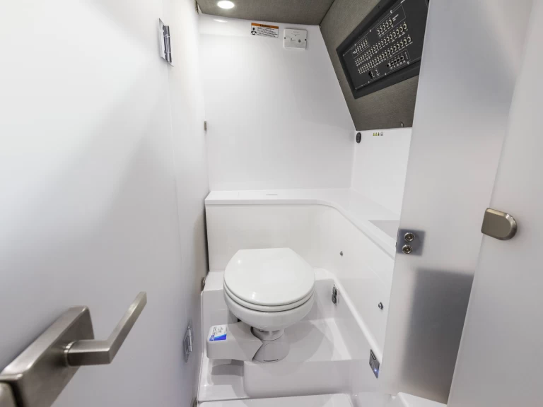 Axopar Axopar 37 XC Cross Cabin między profesjonalistami a osobami prywatnymi w La Trinité-sur-Mer