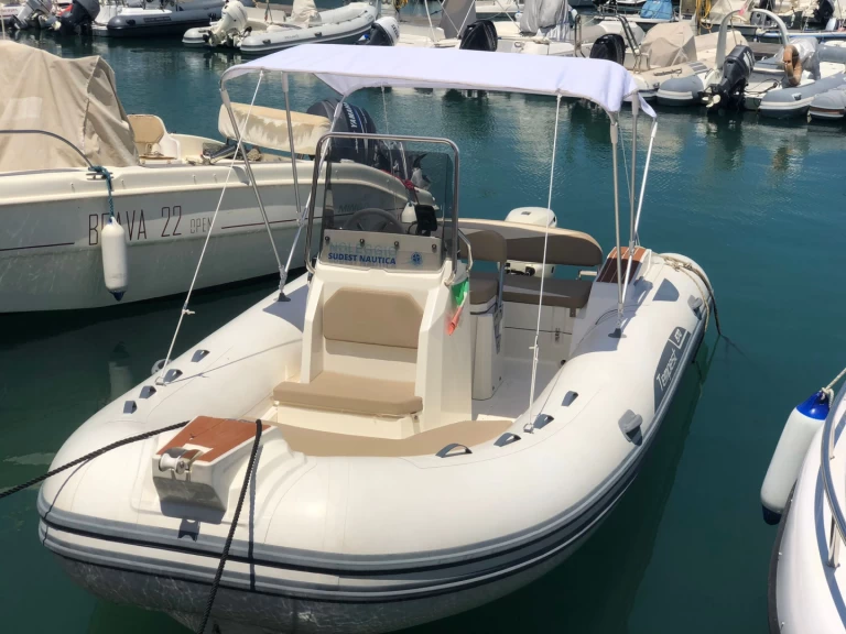 Capelli Tempest 570 między profesjonalistami a osobami prywatnymi w Bisceglie