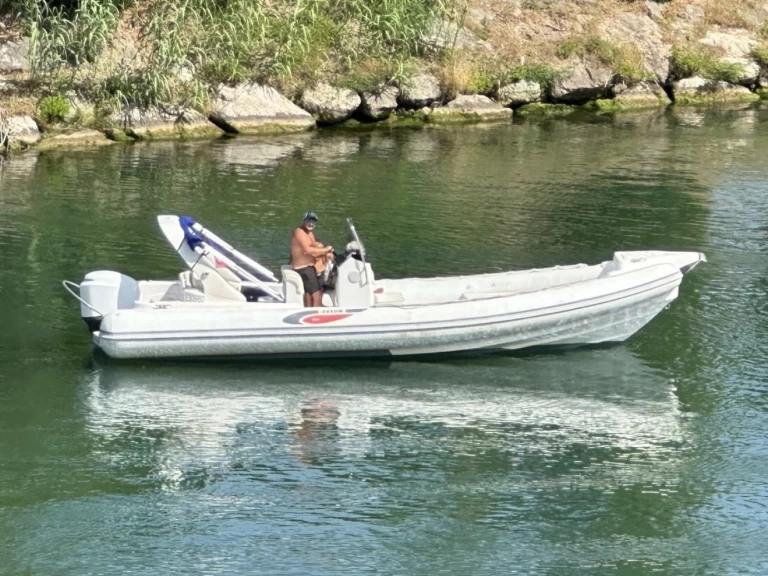 Wynajmij Łódż półsztywna z lub bez skippera Selva w Mandelieu-la-Napoule