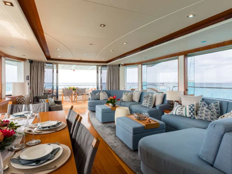 Wynajem Luksusowy jacht w Ibiza Town - Sunseeker PLAY THE GAME