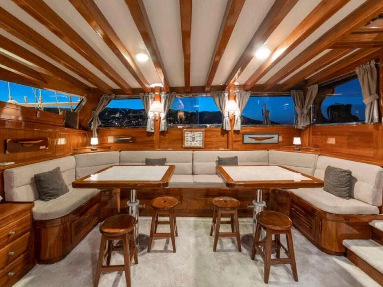 Wynajem Luksusowy jacht w Bodrum - Custom Torini