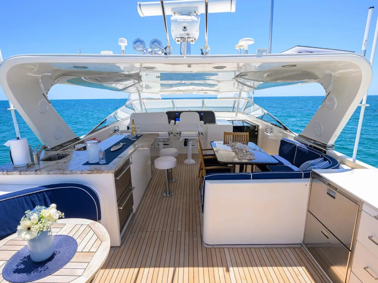 Pacific Mariner JULE między profesjonalistami a osobami prywatnymi w Old Saybrook