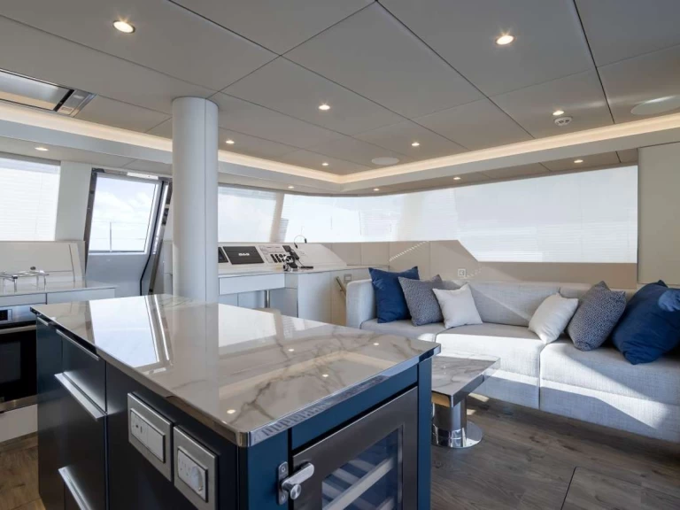 Sunreef UNWAVERING między profesjonalistami a osobami prywatnymi w Bahamy