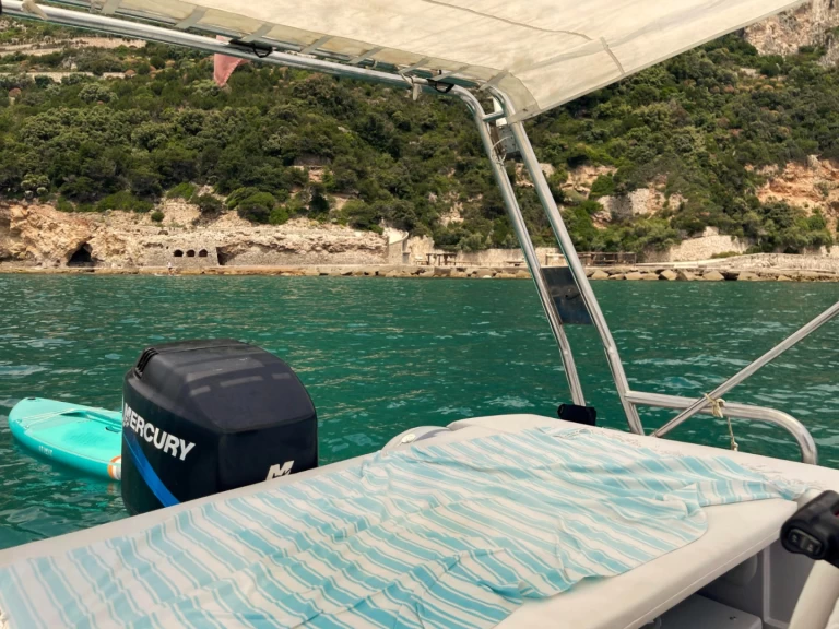 Wynajmij Łódż półsztywna z lub bez skippera Master w Terracina