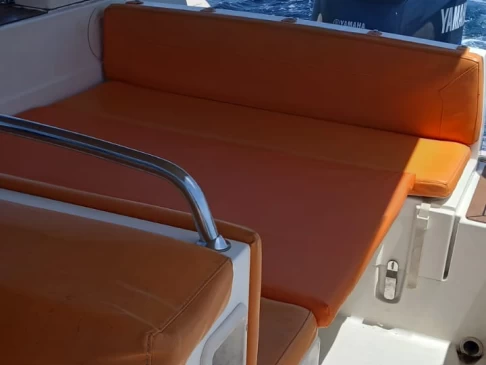 Wynajmij Łódż półsztywna z lub bez skippera Capelli w Hyeres