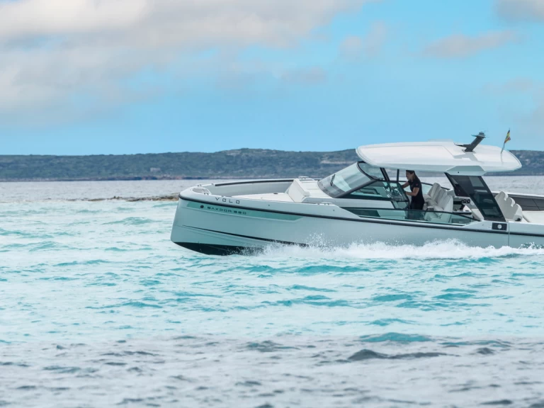 Motorówka do wynajmu w Ibiza Town w najlepszej cenie