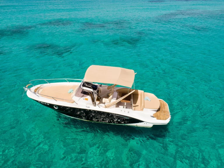 Wynajem łodzi Ibiza Town tanio 27 Madrigal