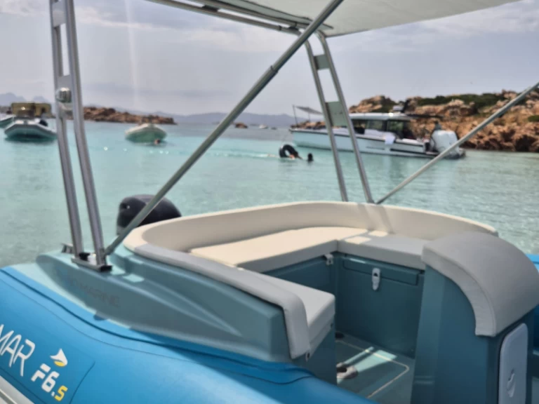 DOMAR F6.5 Tiffany między profesjonalistami a osobami prywatnymi w Arzachena