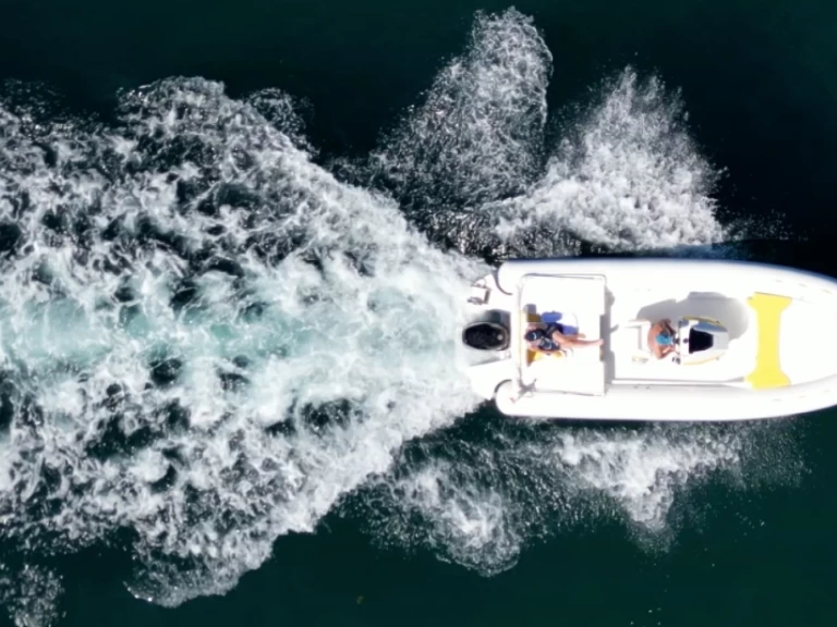 Wynajmij Łódż półsztywna z lub bez skippera Mirimare w Neapol