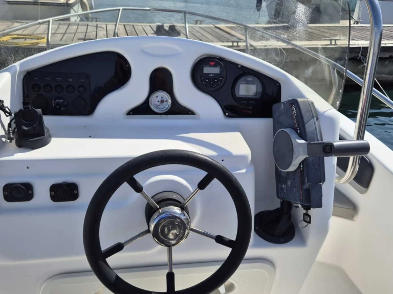 Wynajem Motorówka w Palermo - Blumax 19 Openline