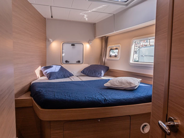 Wynajem łodzi Lagoon Lagoon 42 w Furnari na SamBoat 