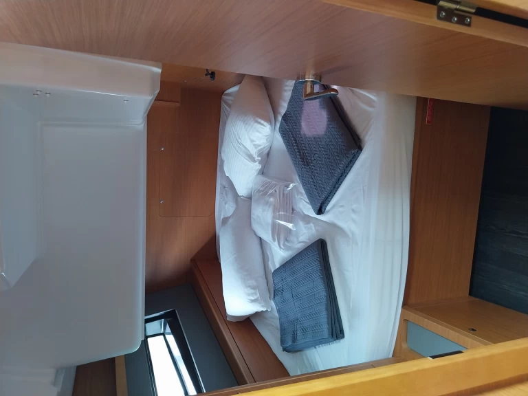 Wynajem łodzi Volos tanio Dufour 41