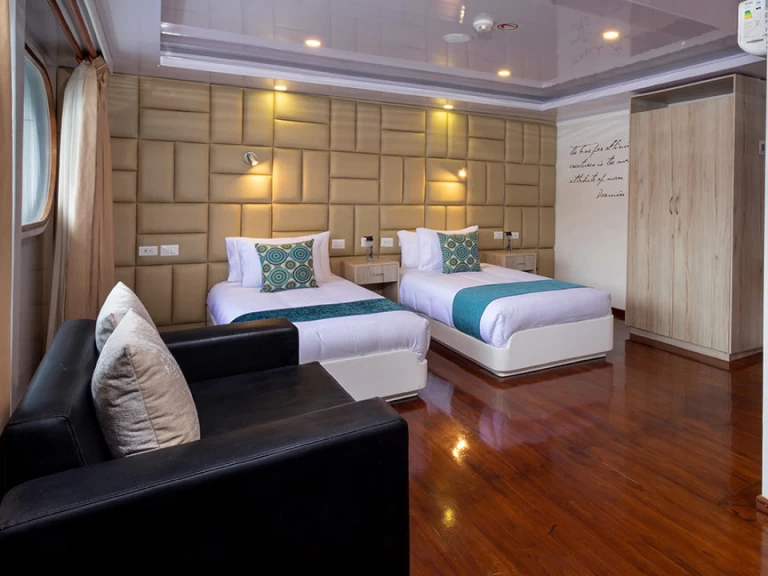 Wynajem łodzi  Power Cat - Petrel Cabin w Baltra Island na SamBoat 