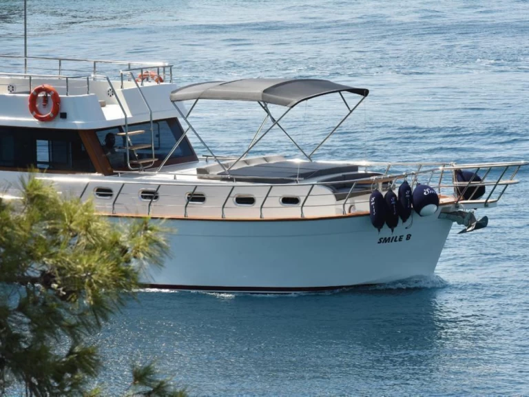 Wynajem łodzi Fethiye tanio costom made