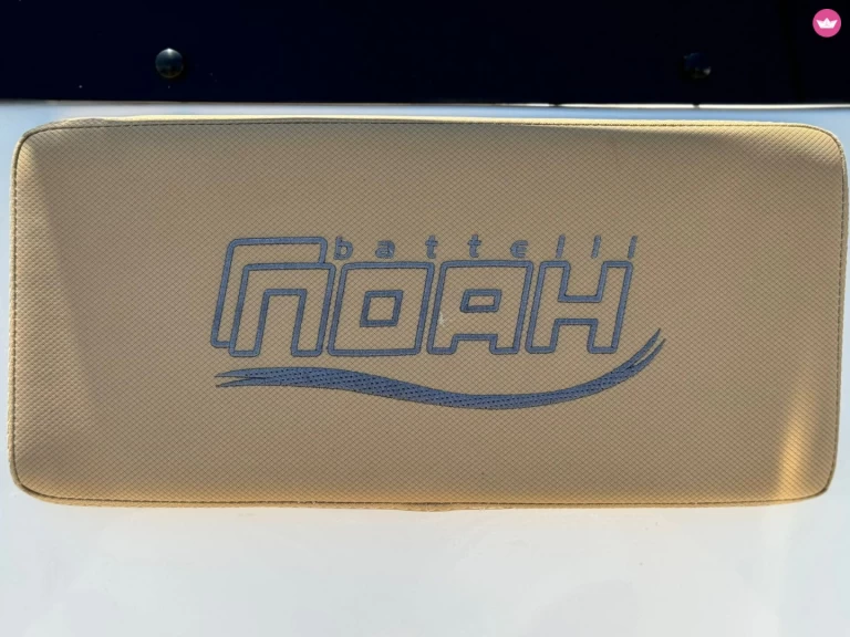 Wynajmij Łódż półsztywna z lub bez skippera Noah Battelli w Palermo