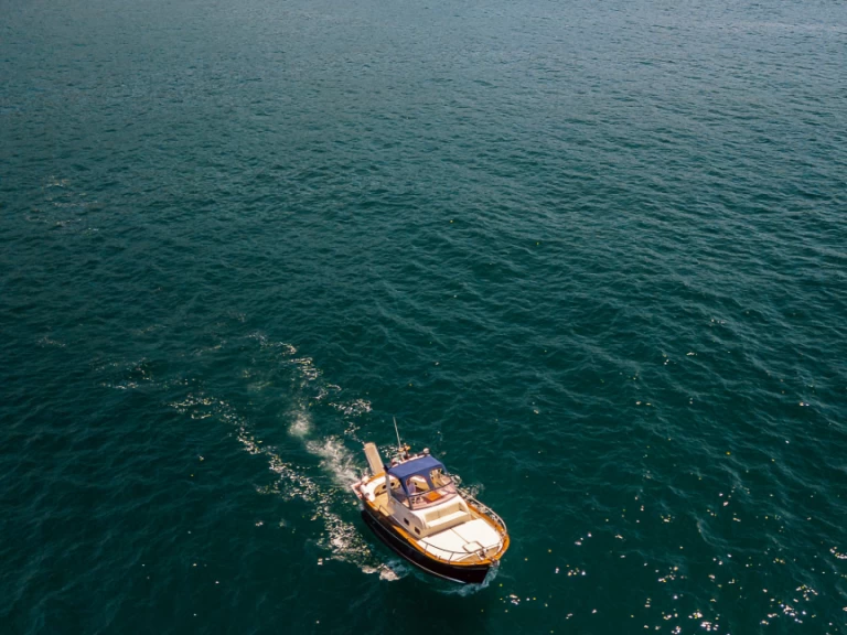 Wynajem w Sorrento- Tecnonautica Jeranto Classic na SamBoat