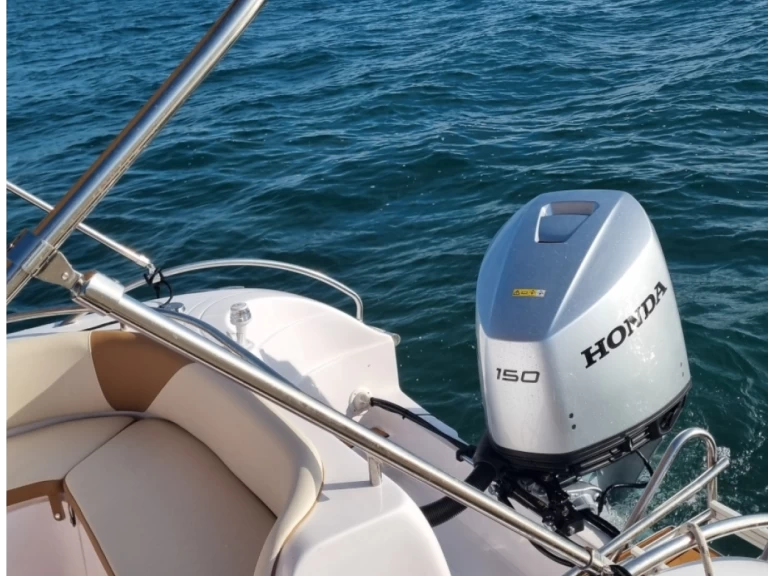 Bluline Bluline 21 Ft Open między profesjonalistami a osobami prywatnymi w Nin