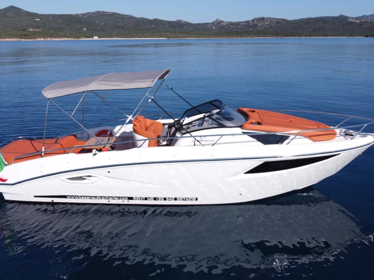 Wynajmij Cranchi Endurance 30 w Porto Cervo