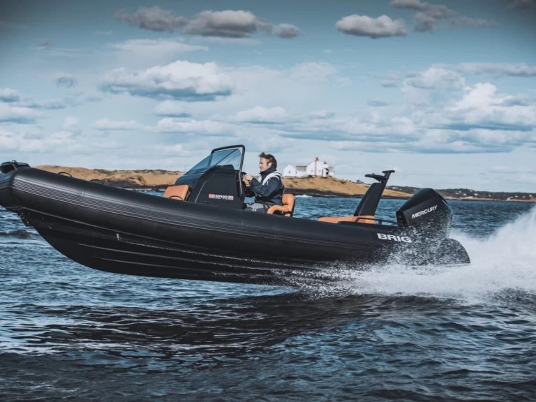 Wynajem Łódż półsztywna Brig z patentem 