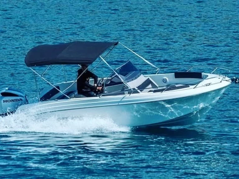 Wynajmij Motorówka z lub bez skippera Atlantic w Trogir