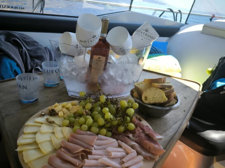 Mirakul 40 między profesjonalistami a osobami prywatnymi w Dubrownik