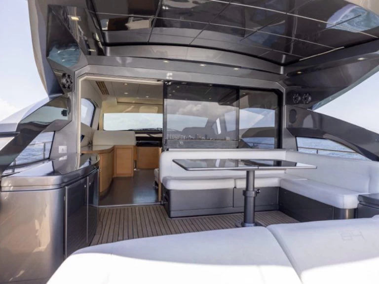 Wynajem Motorówka w Antibes - Pershing Pershing 64