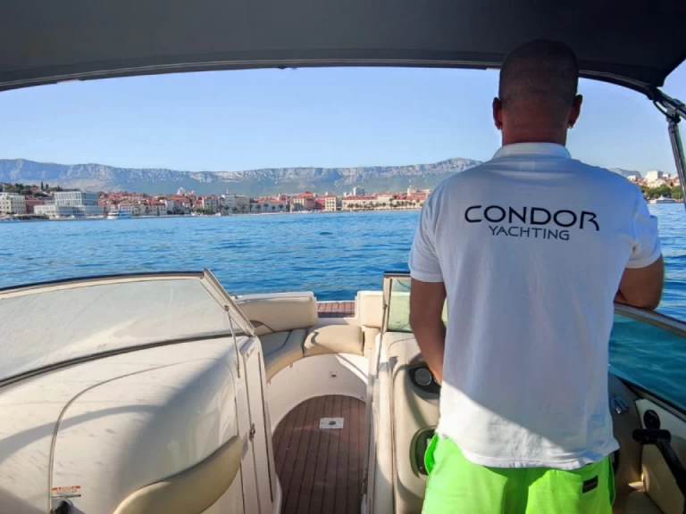 Wynajem Motorówka w Split - Chaparral Chaparral 263 Sunesta