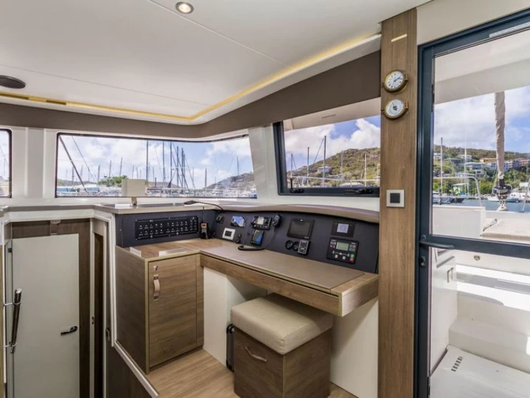 Katamaran do wynajmu w Tortola w najlepszej cenie